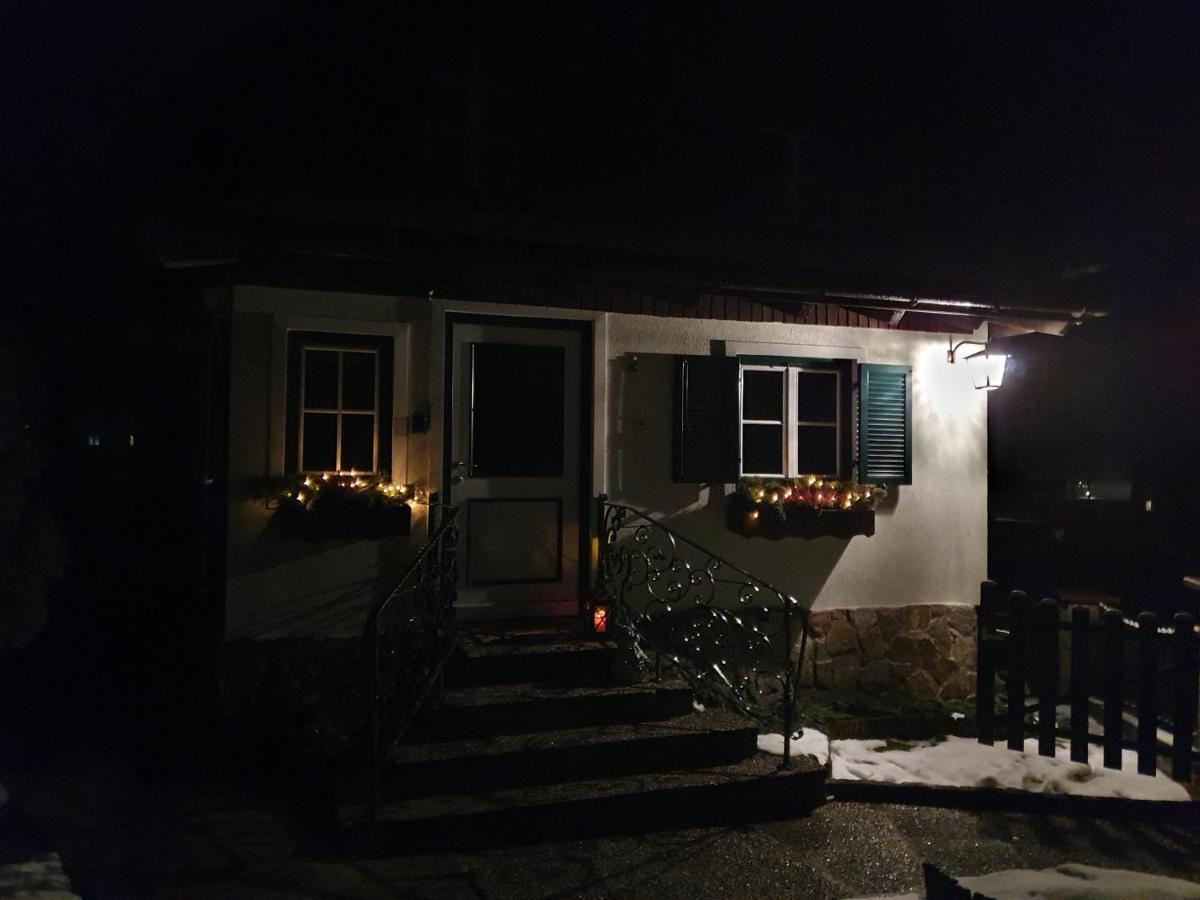 Ferienhaus Waldglück Gosau Exterior foto